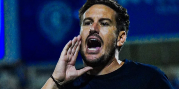Sergi Guilló dibuja la hoja de ruta del Real Murcia para neutralizar la camaleónica propuesta del Teruel