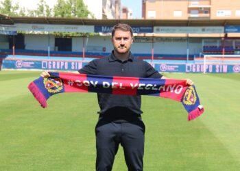 Xavi Giménez, técnico del Yeclano: «El Ángel Celdrán va a ser una guerra, un partido de muchos duelos y máxima exigencia»