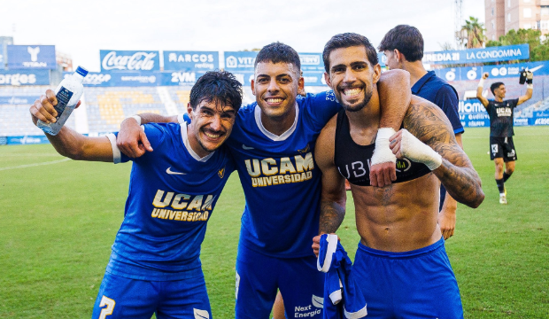 UCAM Murcia CF asalta el liderato en un fin de semana sobresaliente para la Región en Segunda Federación