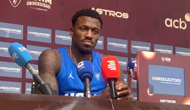Dylan Ennis pide calma: «Pocos partidos no son suficientes para encasillarnos; la Copa sigue en el plan»
