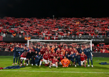 Examen de altura en Cartagonova: el FC Cartagena mide la racha triunfal del Real Murcia
